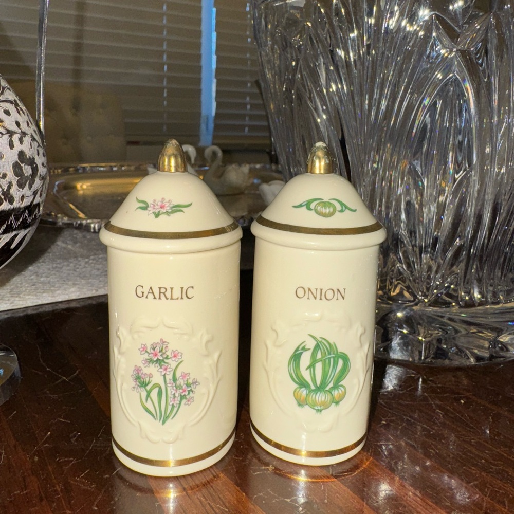 Vintage Lenox Spice Garden 1992 Garlic and Onion Canisters
